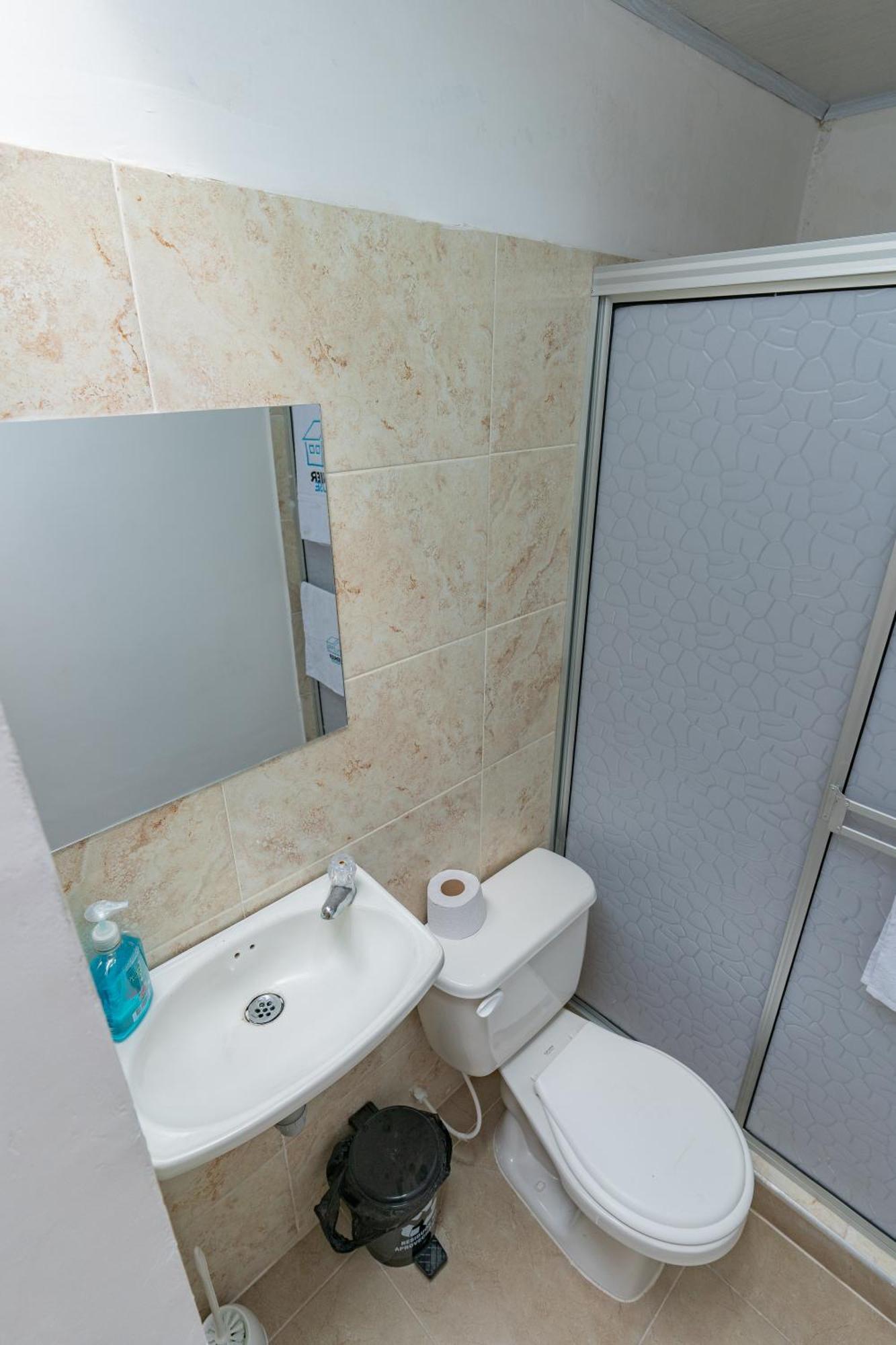 Denier House Guabinal Apto 1 公寓 *