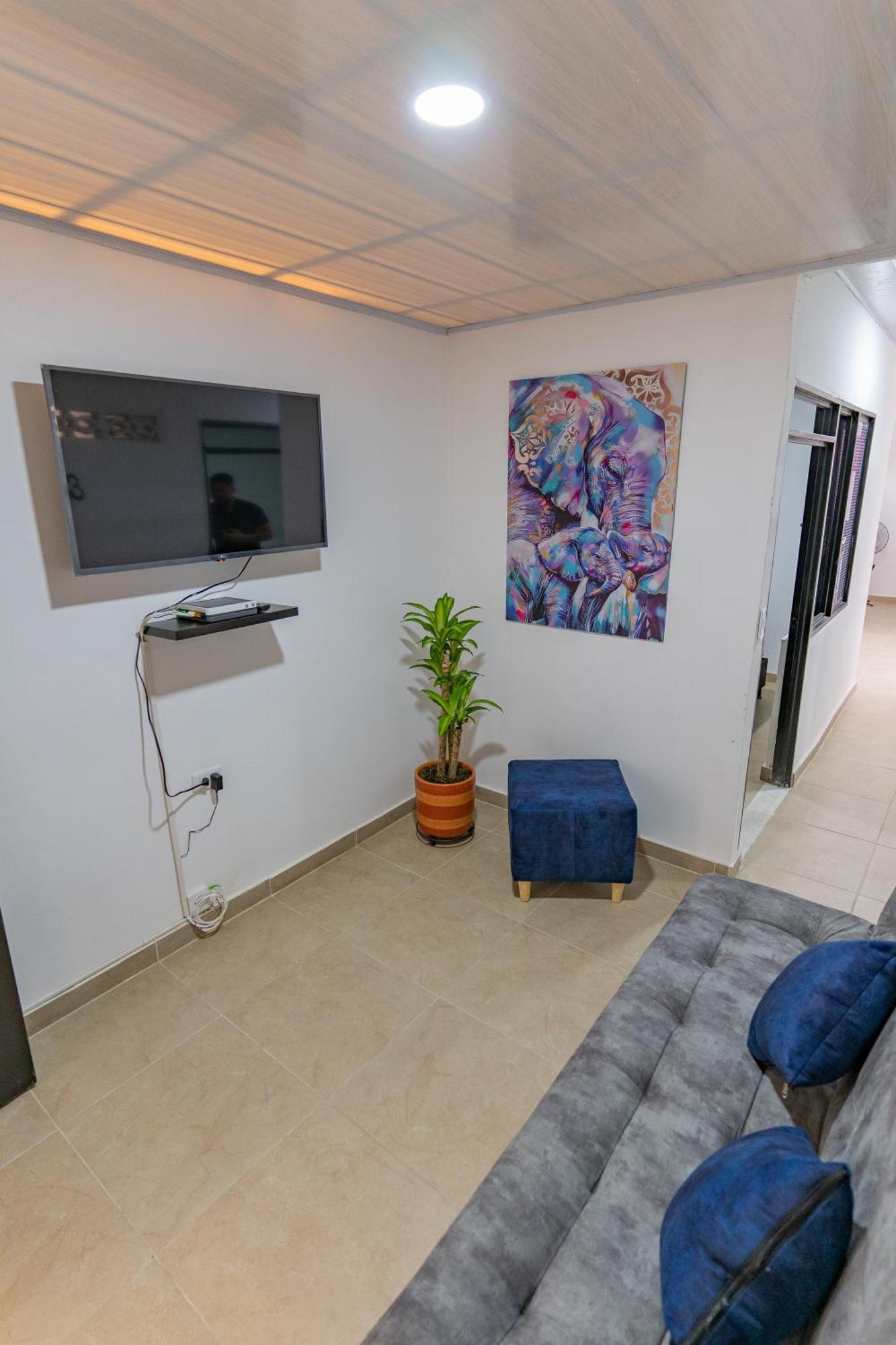 Denier House Guabinal Apto 1 Apartment